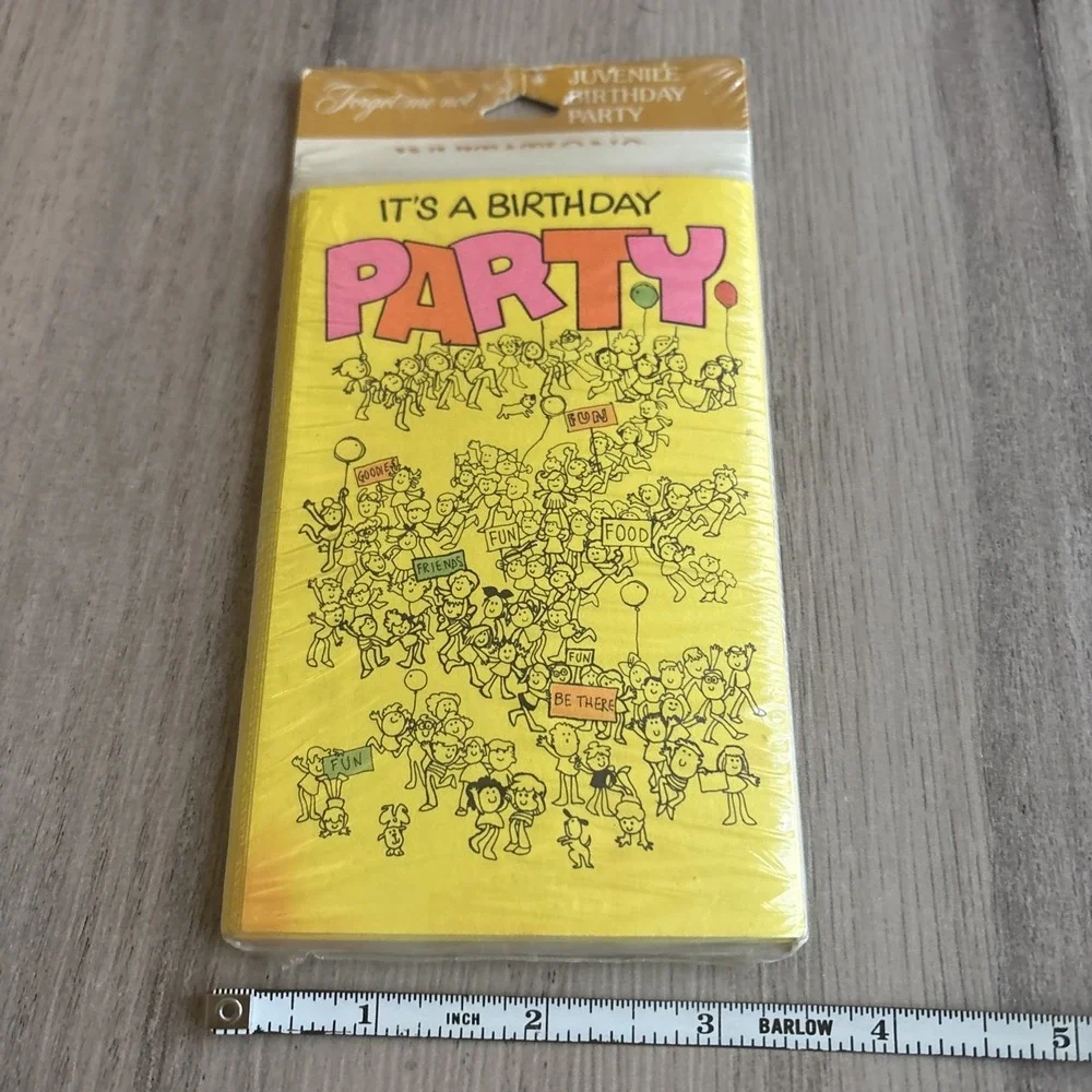 Set 8 Vintage American Greetings Invitations And Envelopes It's A BirthdayParty